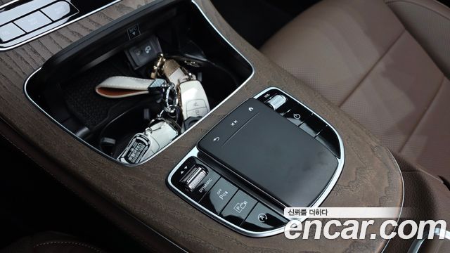 Mercedes-Benz E-Class E220d 4MATIC Exclusive