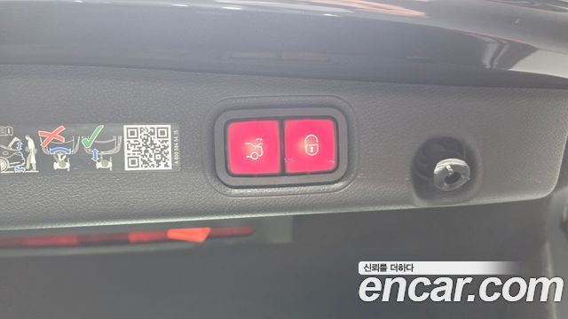 Mercedes-Benz E-Class E220d 4MATIC Exclusive