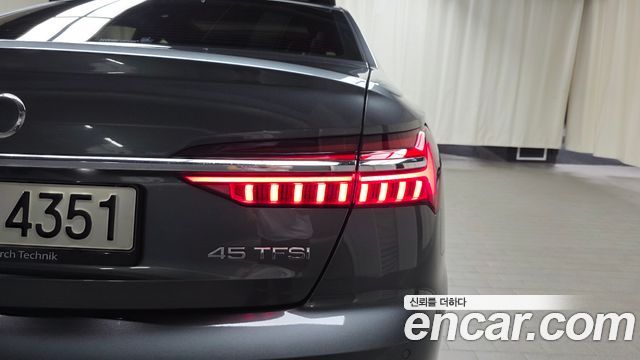 Audi A6 45 TFSI Premium