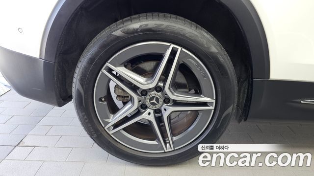 Mercedes-Benz GLB-Class GLB250 4MATIC