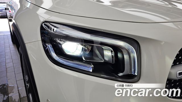 Mercedes-Benz GLB-Class GLB250 4MATIC