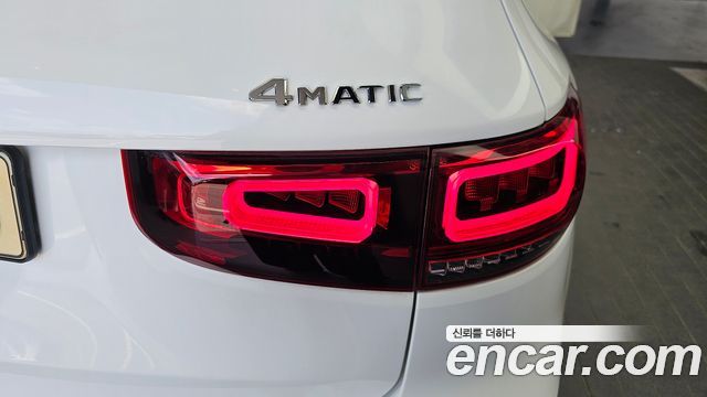 Mercedes-Benz GLB-Class GLB250 4MATIC