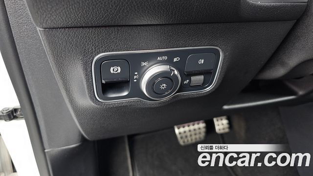 Mercedes-Benz GLB-Class GLB250 4MATIC
