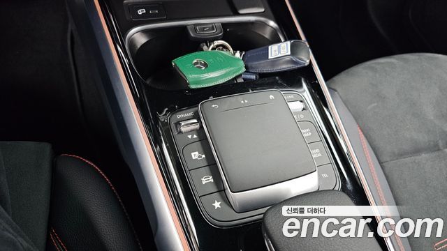 Mercedes-Benz GLB-Class GLB250 4MATIC
