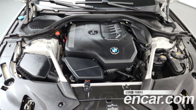 BMW 5-Series 520i Luxury