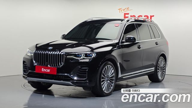 BMW X7 xDrive 40i Design Pure Excellence 7-Seater