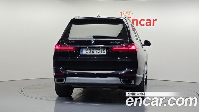 BMW X7 xDrive 40i Design Pure Excellence 7-Seater