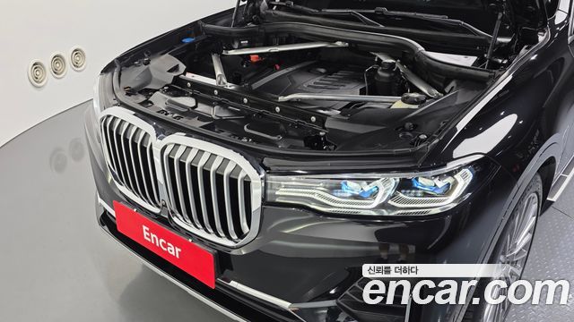 BMW X7 xDrive 40i Design Pure Excellence 7-Seater