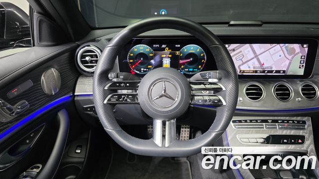 Mercedes-Benz E-Class E350 4MATIC AMG Line