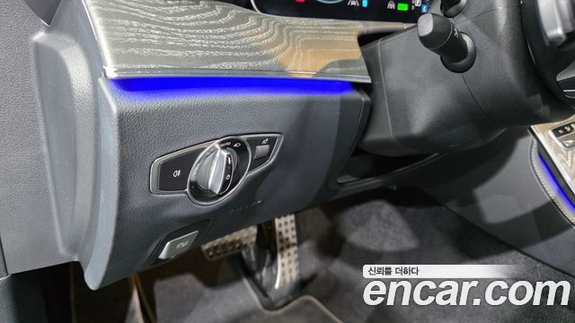 Mercedes-Benz E-Class E350 4MATIC AMG Line