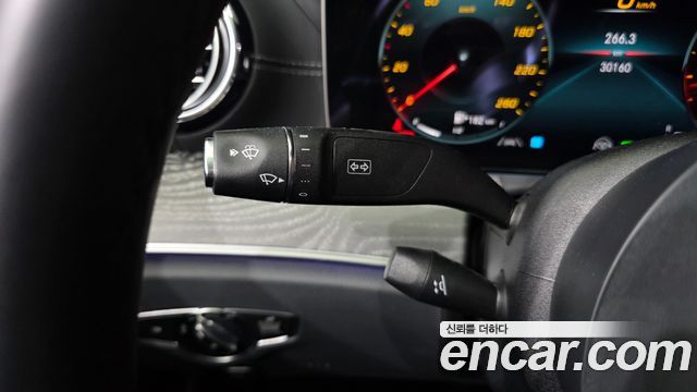 Mercedes-Benz E-Class E350 4MATIC AMG Line