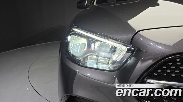 Mercedes-Benz E-Class E350 4MATIC AMG Line