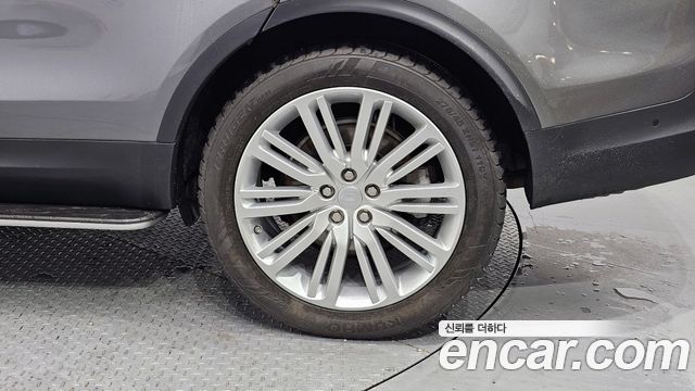 Land Rover Discovery 3.0 TD6 HSE Luxury