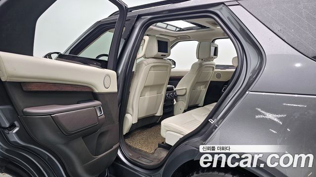 Land Rover Discovery 3.0 TD6 HSE Luxury