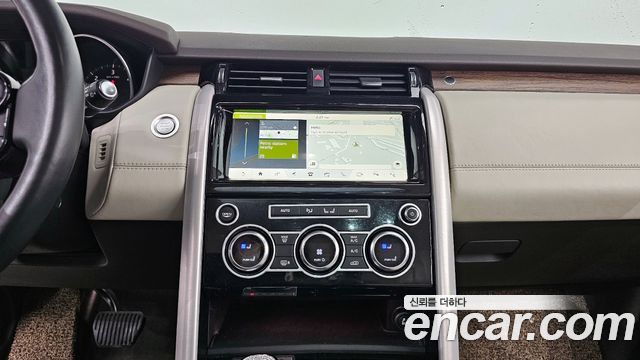 Land Rover Discovery 3.0 TD6 HSE Luxury