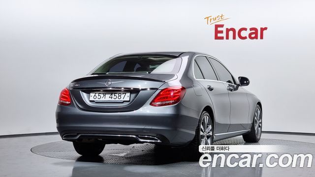 Mercedes-Benz C-Class C200 Avantgarde