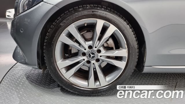 Mercedes-Benz C-Class C200 Avantgarde