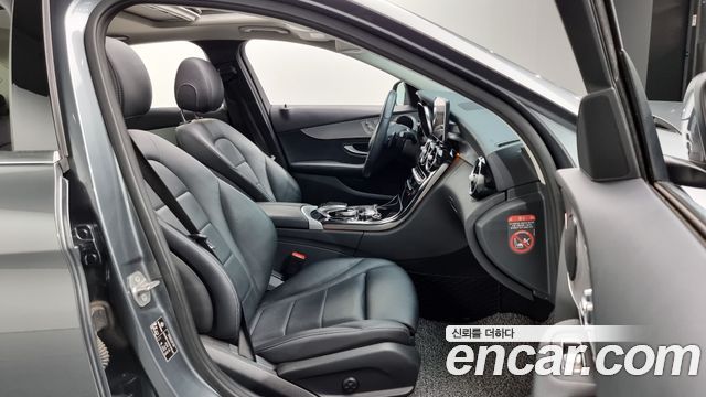 Mercedes-Benz C-Class C200 Avantgarde