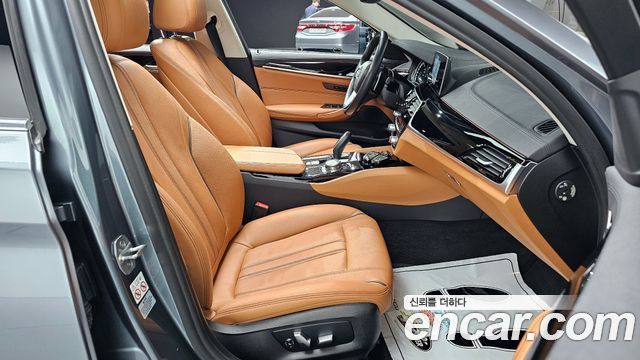BMW 5-Series 520d Luxury Special Edition