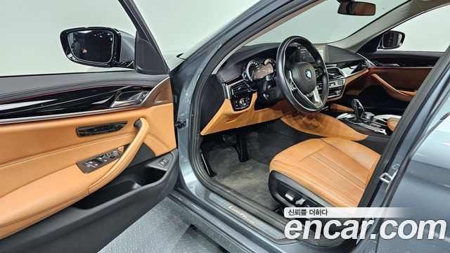 BMW 5-Series 520d Luxury Special Edition