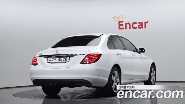 Mercedes-Benz C-Class C200