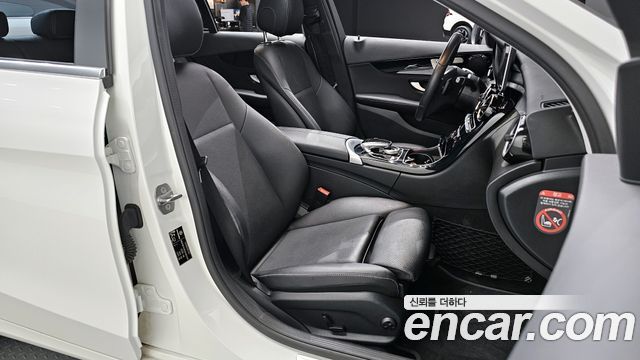 Mercedes-Benz C-Class C200