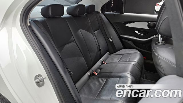 Mercedes-Benz C-Class C200