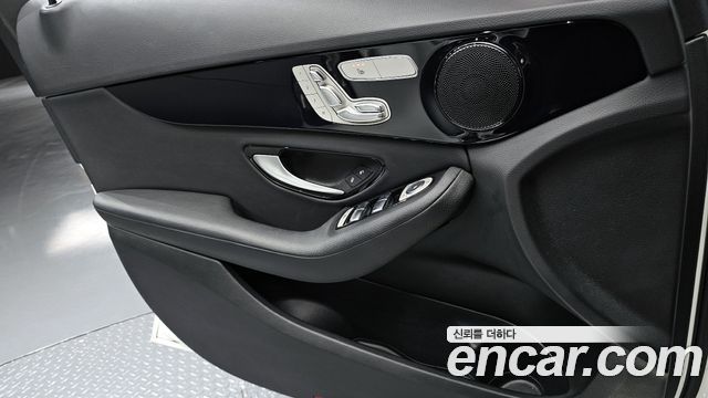 Mercedes-Benz C-Class C200