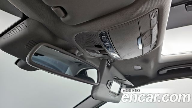 Mercedes-Benz C-Class C200