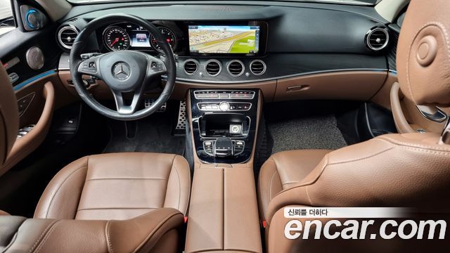 Mercedes-Benz E-Class E220d 4MATIC Avantgarde