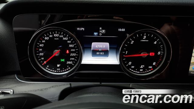Mercedes-Benz E-Class E220d 4MATIC Avantgarde