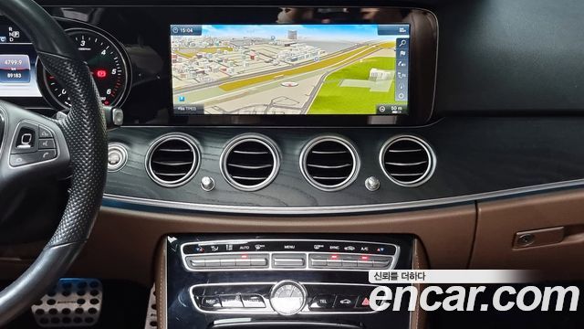 Mercedes-Benz E-Class E220d 4MATIC Avantgarde