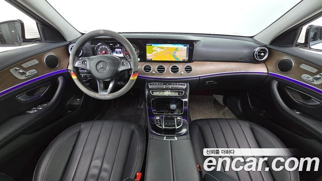 Mercedes-Benz E-Class E220d Exclusive