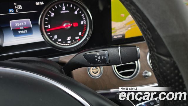 Mercedes-Benz E-Class E220d Exclusive