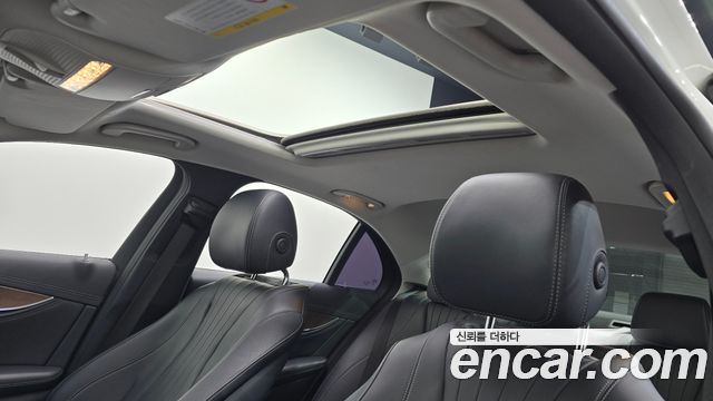 Mercedes-Benz E-Class E220d Exclusive