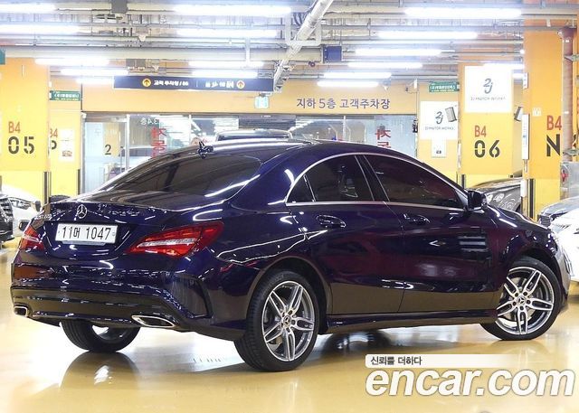 Mercedes-Benz CLA-Class CLA220 AMG Line