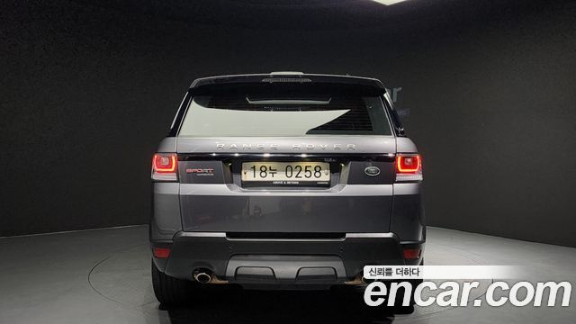 Land Rover Range Rover Sport 3.0 SDV6 HSE Dynamic