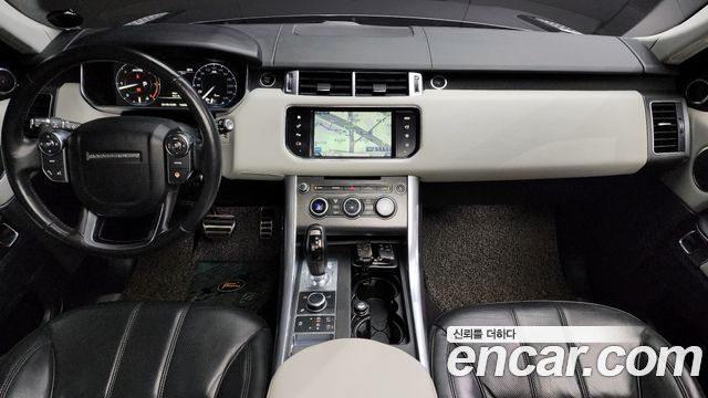 Land Rover Range Rover Sport 3.0 SDV6 HSE Dynamic