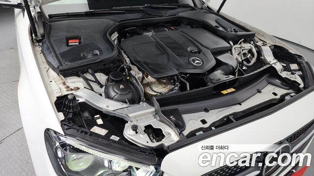 Mercedes-Benz E-Class E220d 4MATIC AMG Line