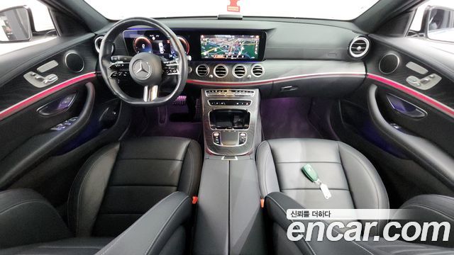 Mercedes-Benz E-Class E220d 4MATIC AMG Line
