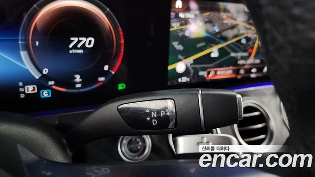 Mercedes-Benz E-Class E220d 4MATIC AMG Line