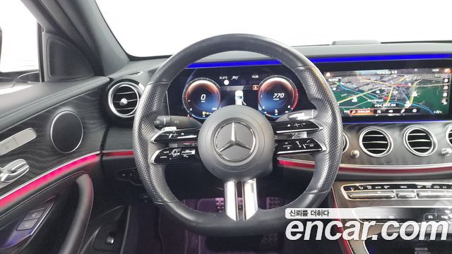 Mercedes-Benz E-Class E220d 4MATIC AMG Line