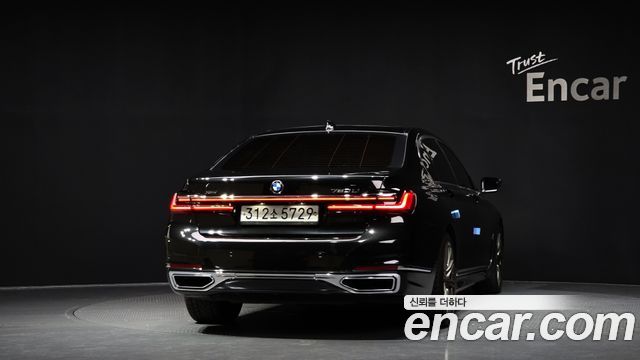 BMW 7-Series 750Li xDrive Design Pure Excellence Prestige