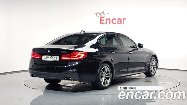 BMW 5-Series 520d xDrive M Sport Package