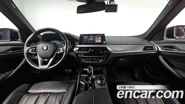 BMW 5-Series 520d xDrive M Sport Package
