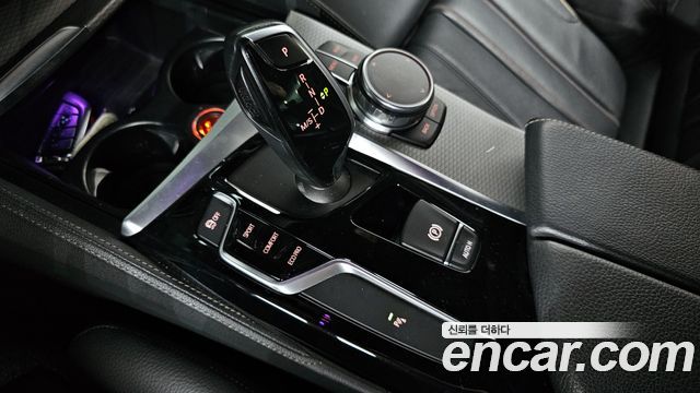 BMW 5-Series 520d xDrive M Sport Package