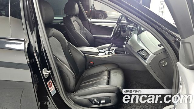 BMW 5-Series 520d xDrive M Sport Package