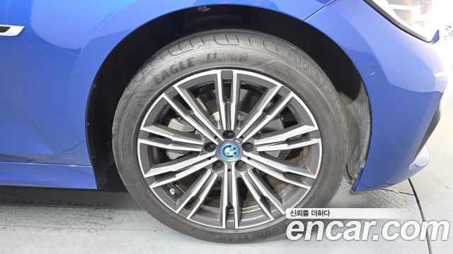 BMW 3-Series 320e M Sports