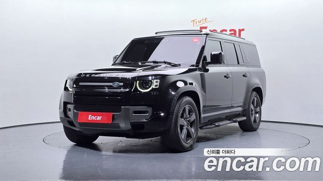 Land Rover Defender 130 D300 X-Dynamic HSE