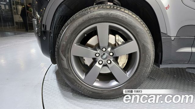 Land Rover Defender 130 D300 X-Dynamic HSE